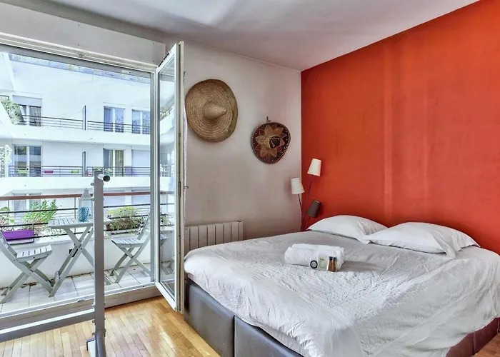 Charming Quiet T2 In The Place De La Bastille - Welkeys